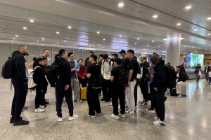 下赛季再见！薛思佳：上海男篮抵沪后就地解散 本赛季联赛