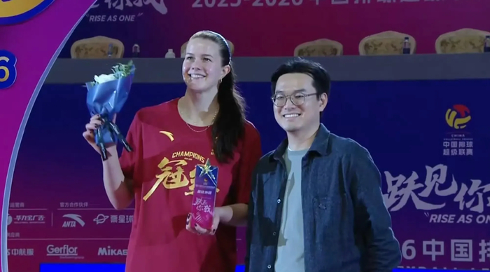 Kaiyun网页版-别再骂本土球员了！看完排超各位置真相，才懂联赛真的在进步|拦网|二传|梅丽萨-瓦尔加斯|伊莎贝拉.哈克|沃龙科娃_新浪新闻